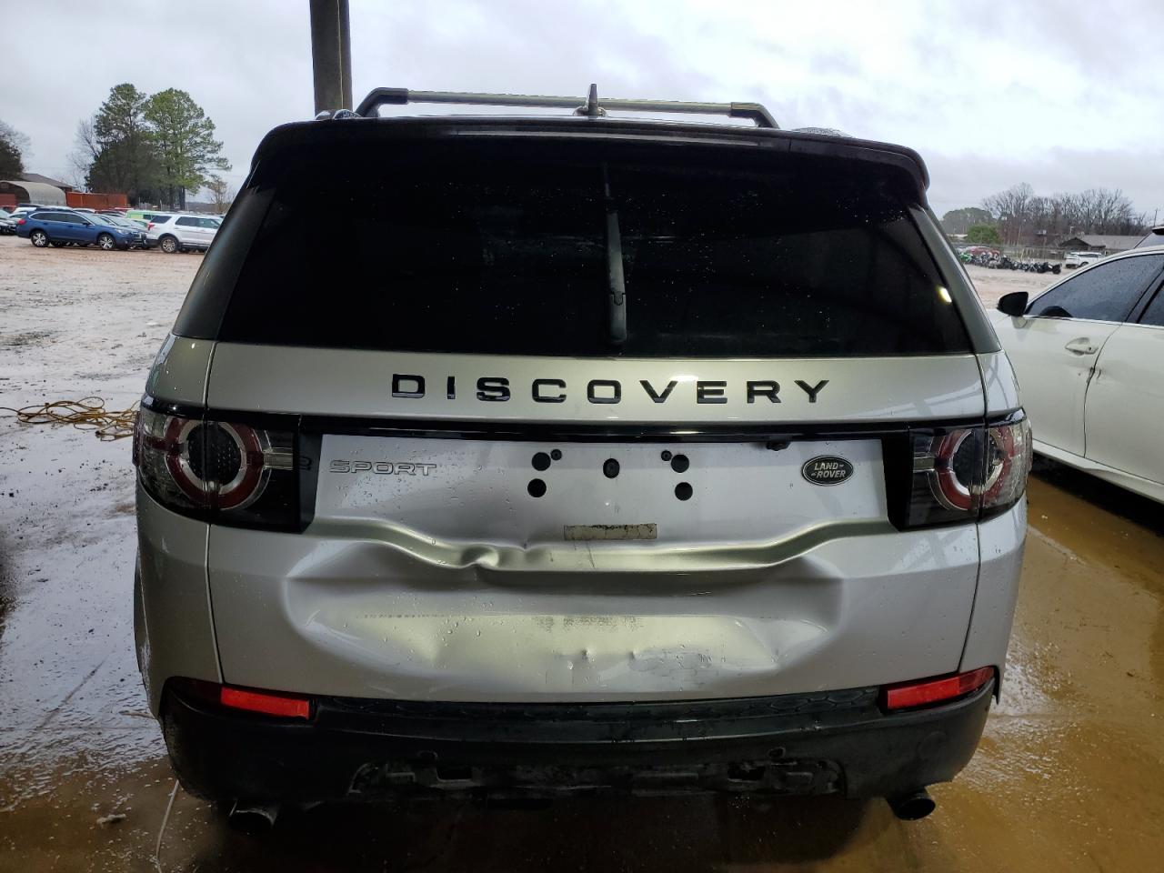 2016 Land Rover Discovery - Image 6