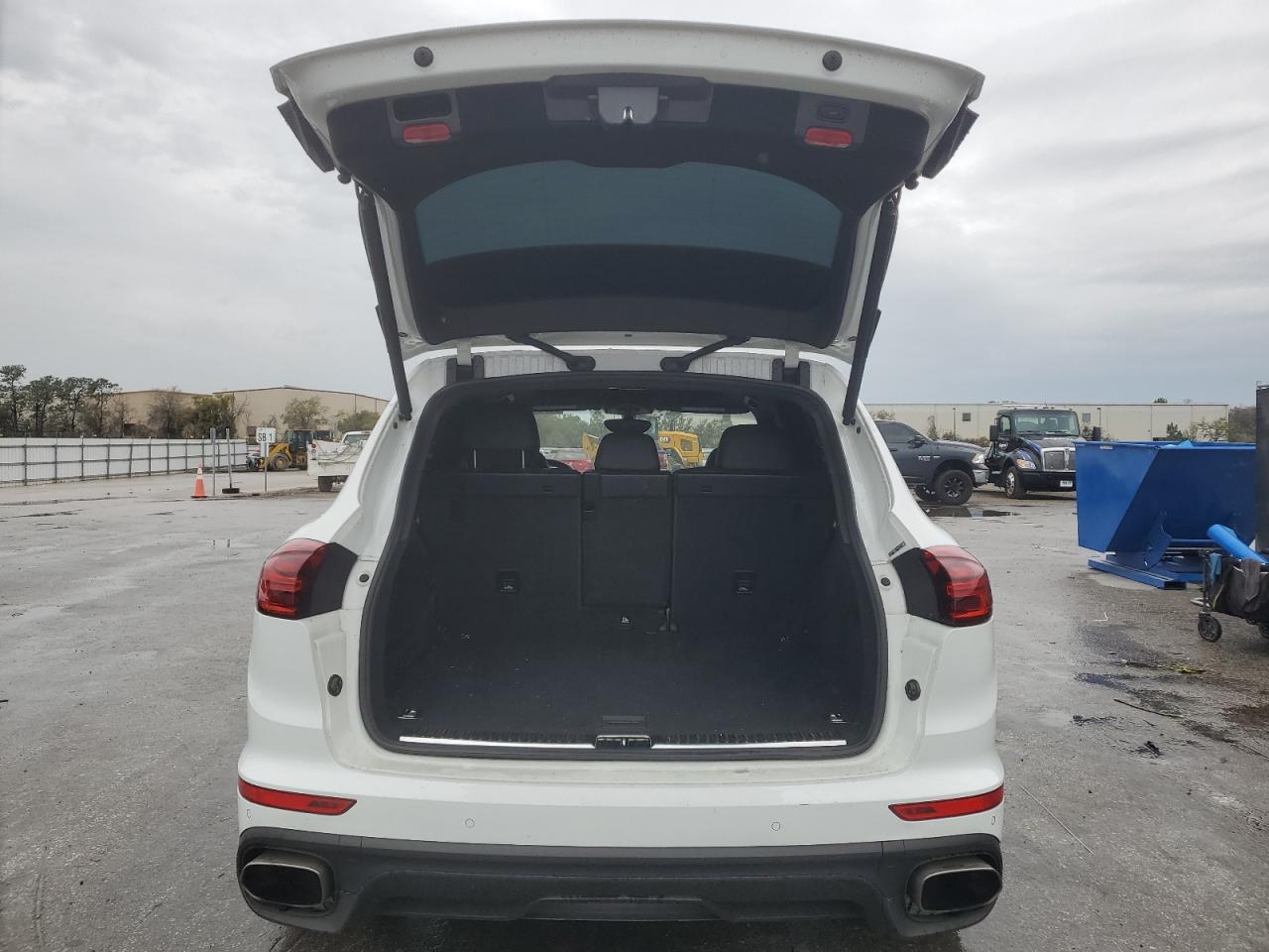 2016 Porsche Cayenne - Image 6