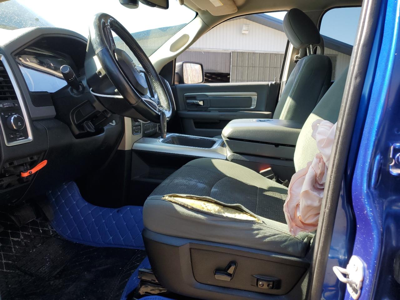 2017 RAM 1500 - Image 7