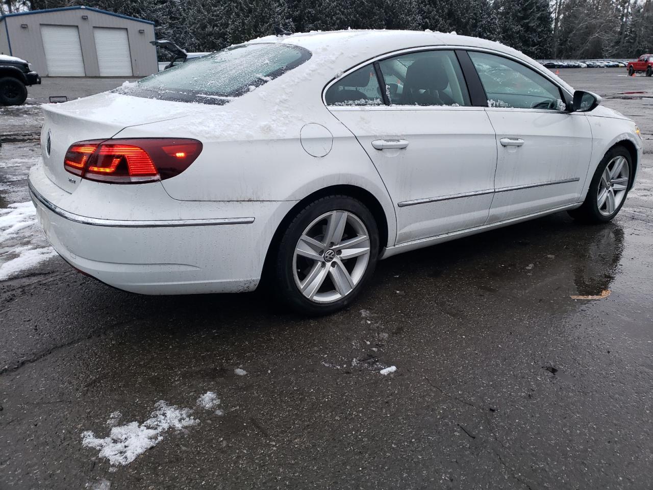 2015 Volkswagen Passat CC - Image 3