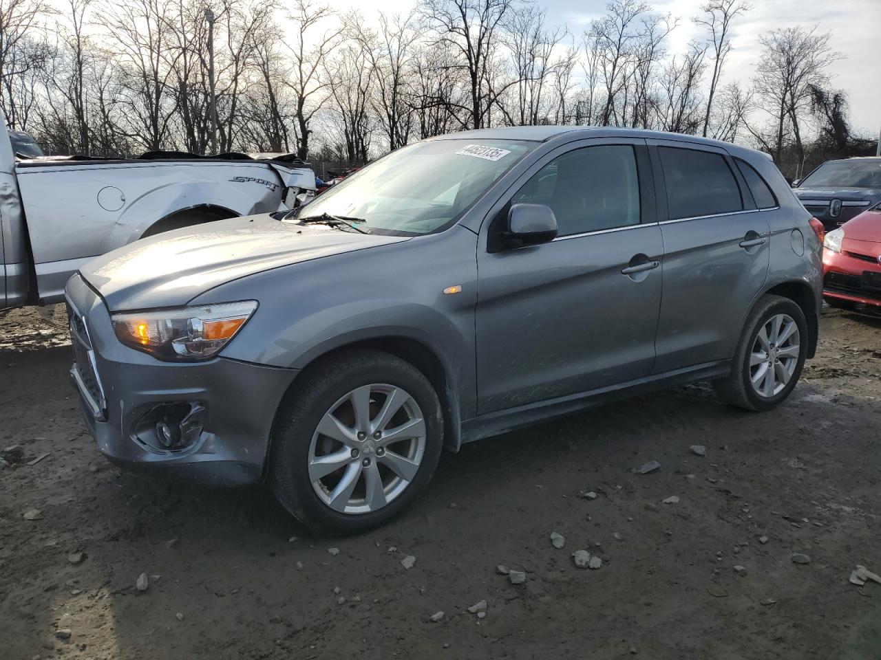 2014 Mitsubishi Outlander - Image 1