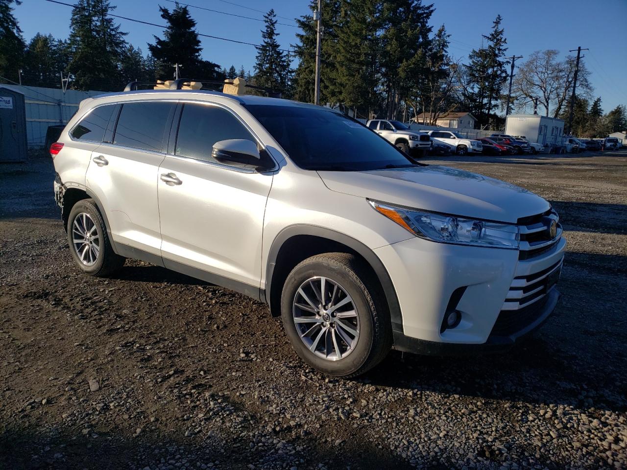 2019 Toyota Highlander - Image 4