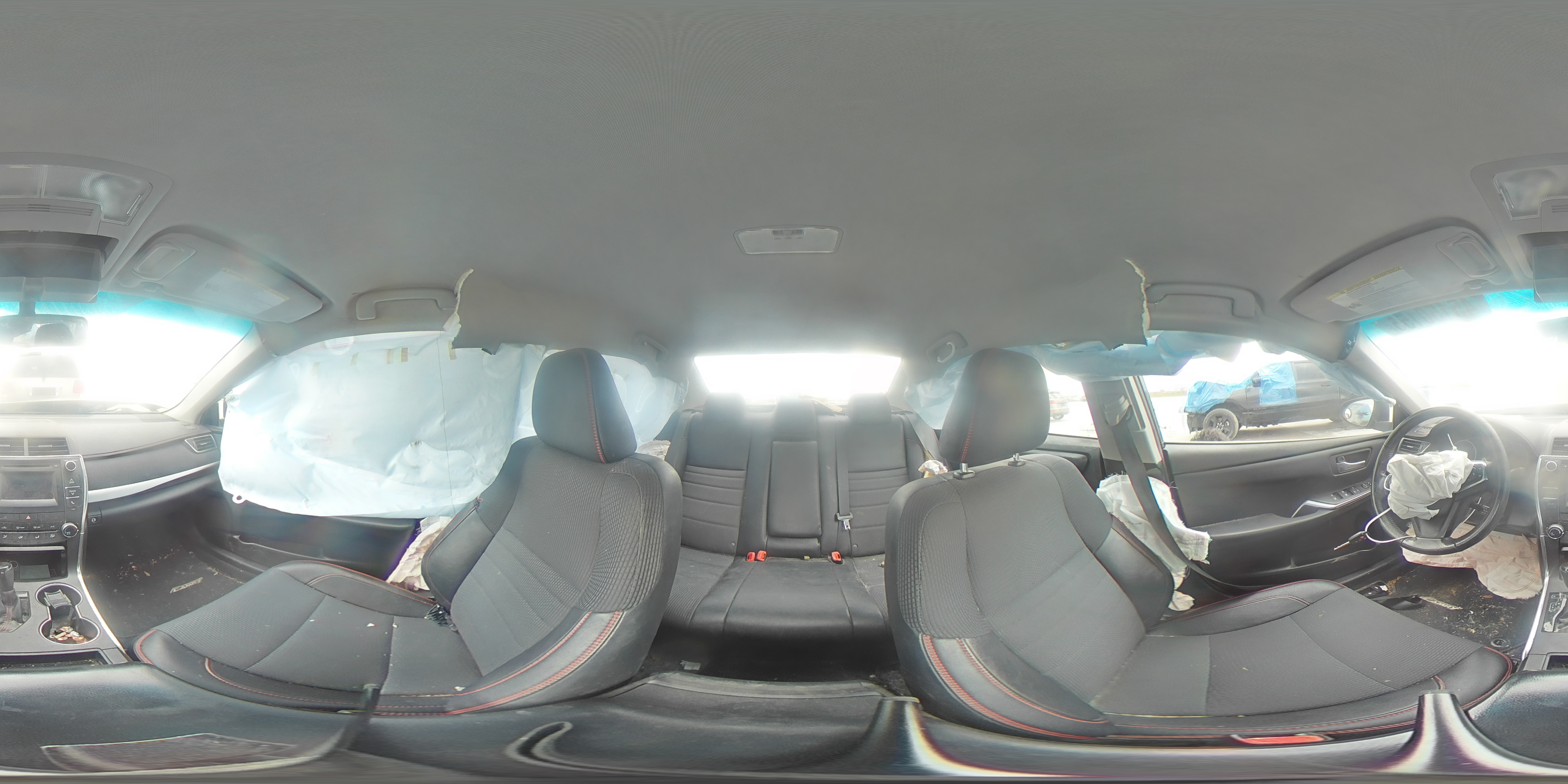 2016 Toyota Camry - Image 12
