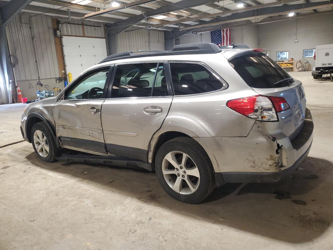 2014 Subaru Outback - Image 2