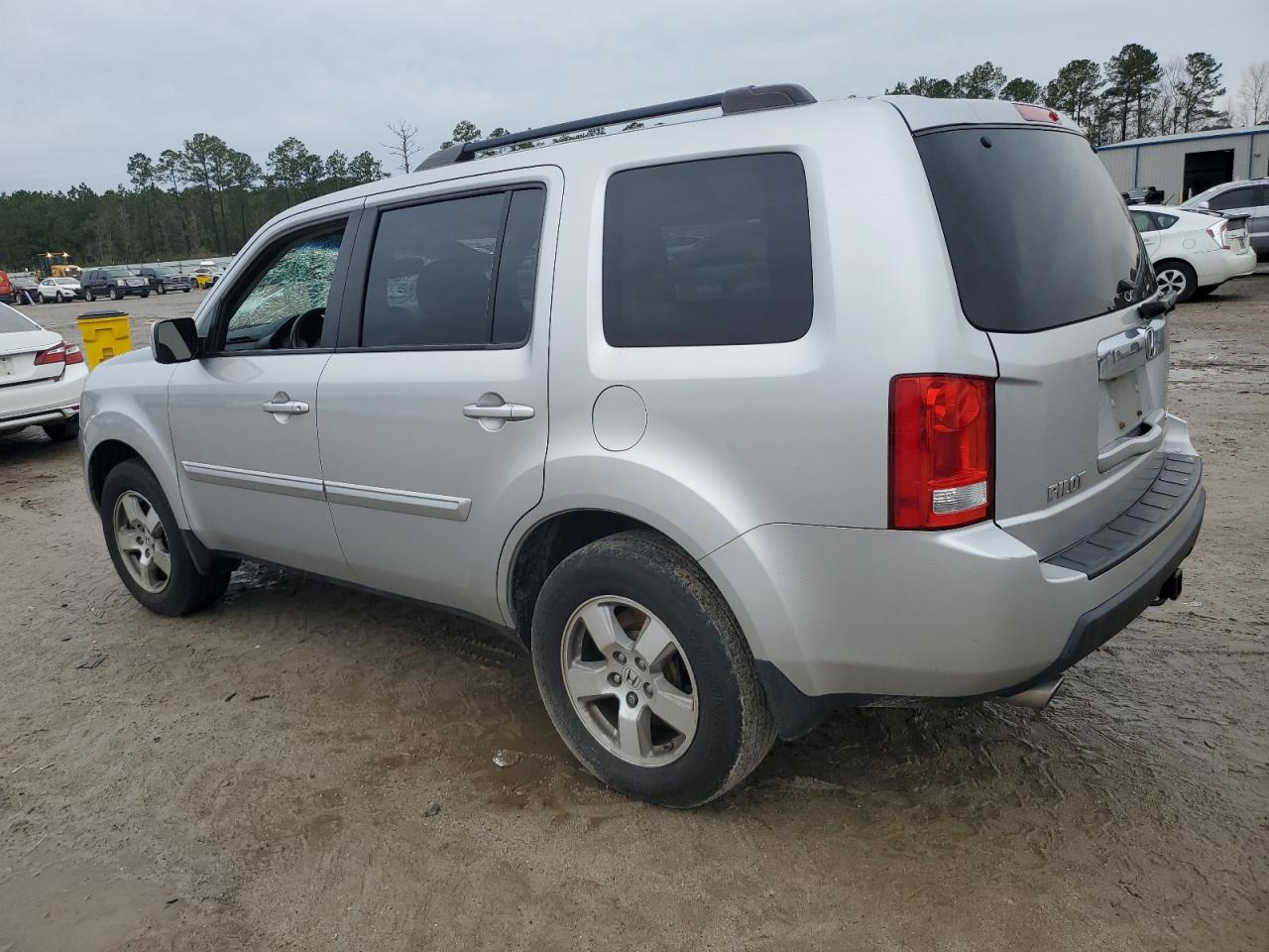 2011 Honda Pilot - Image 2