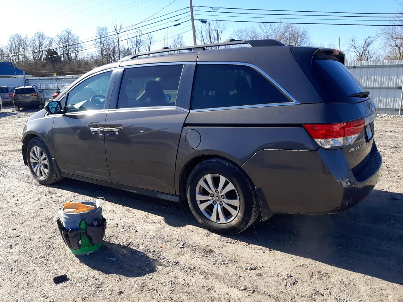 2016 Honda Odyssey - Image 2