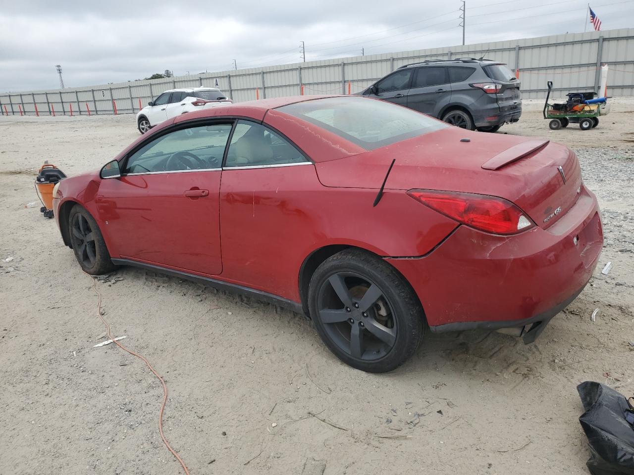 2007 Pontiac G6 - Image 2