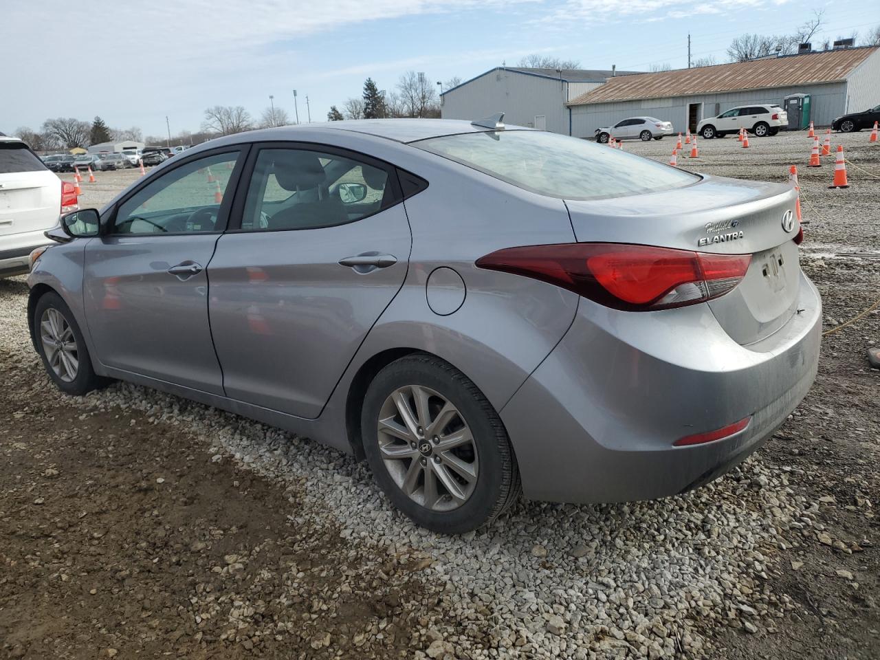 2016 Hyundai Elantra - Image 2