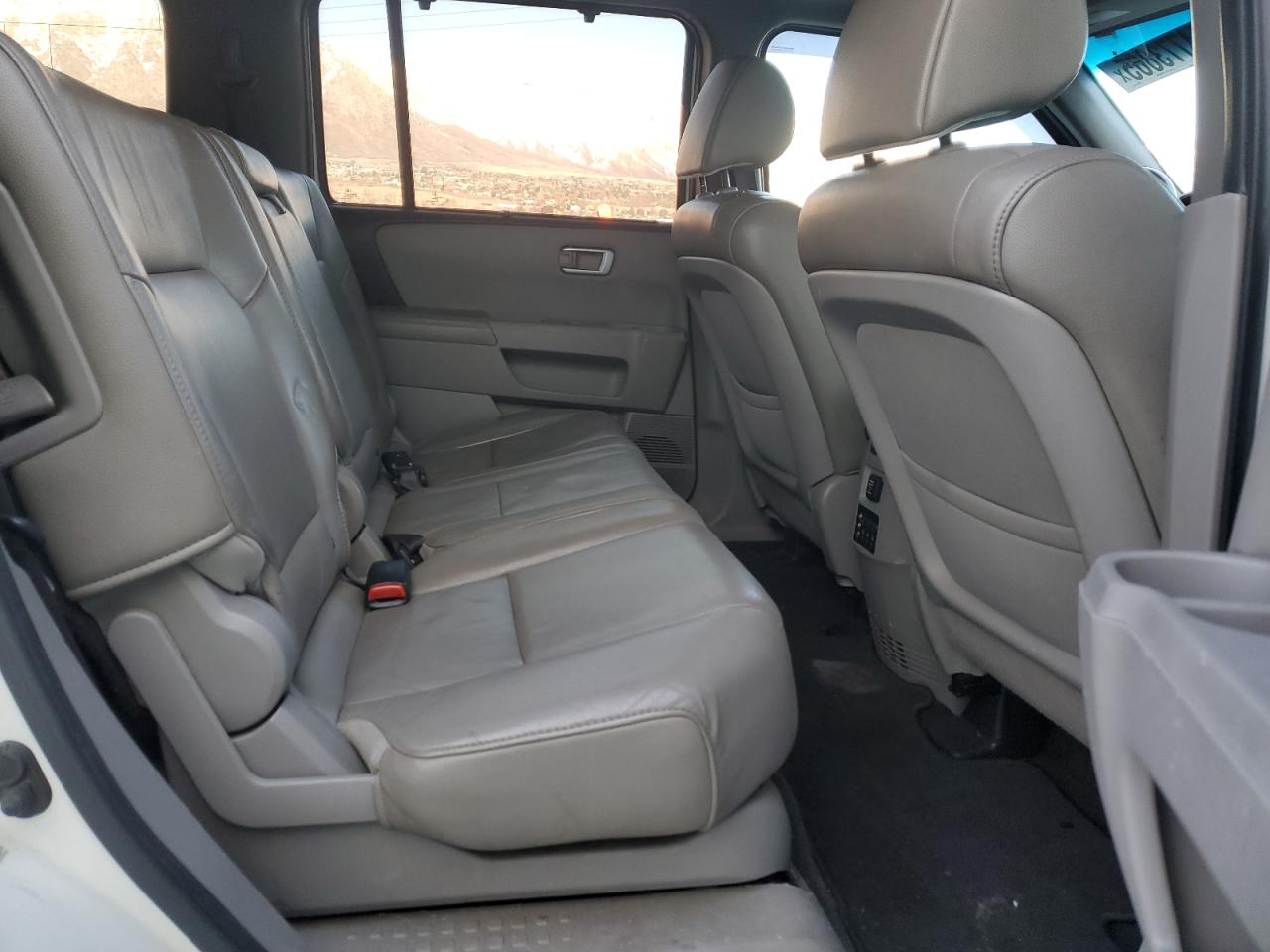 2012 Honda Pilot - Image 11