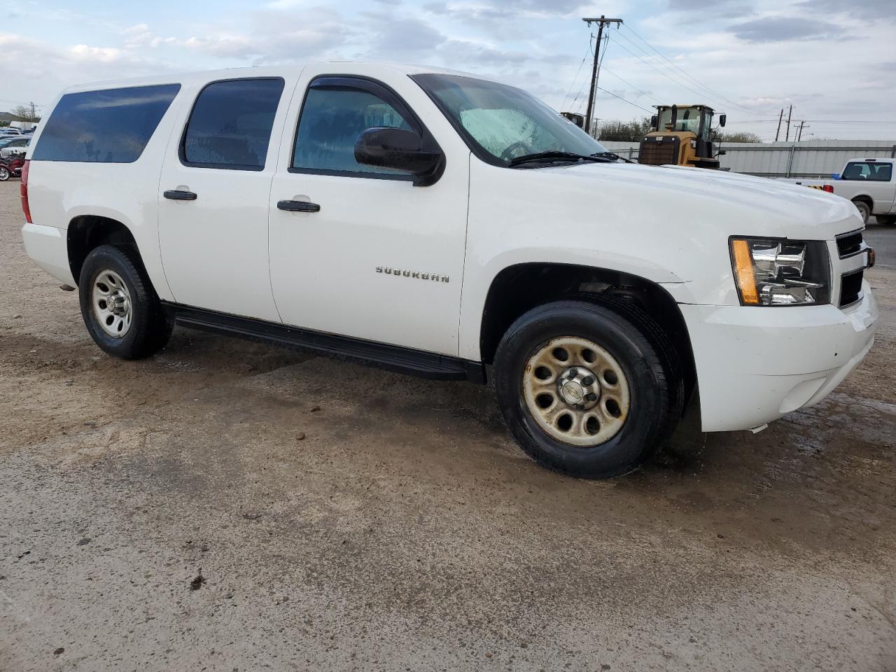 2010 Chevrolet Suburban - Image 4