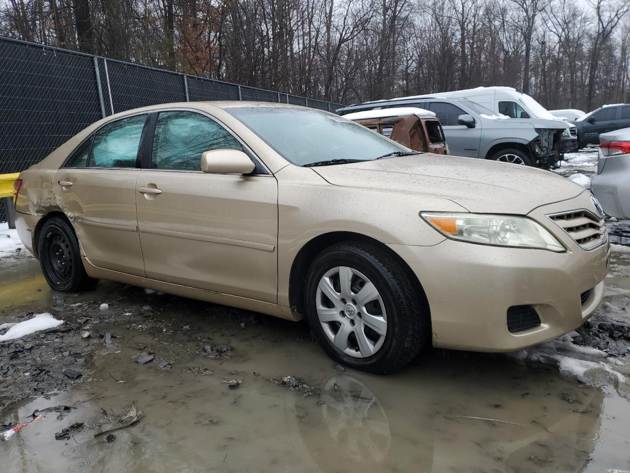 2011 Toyota Camry - Image 4