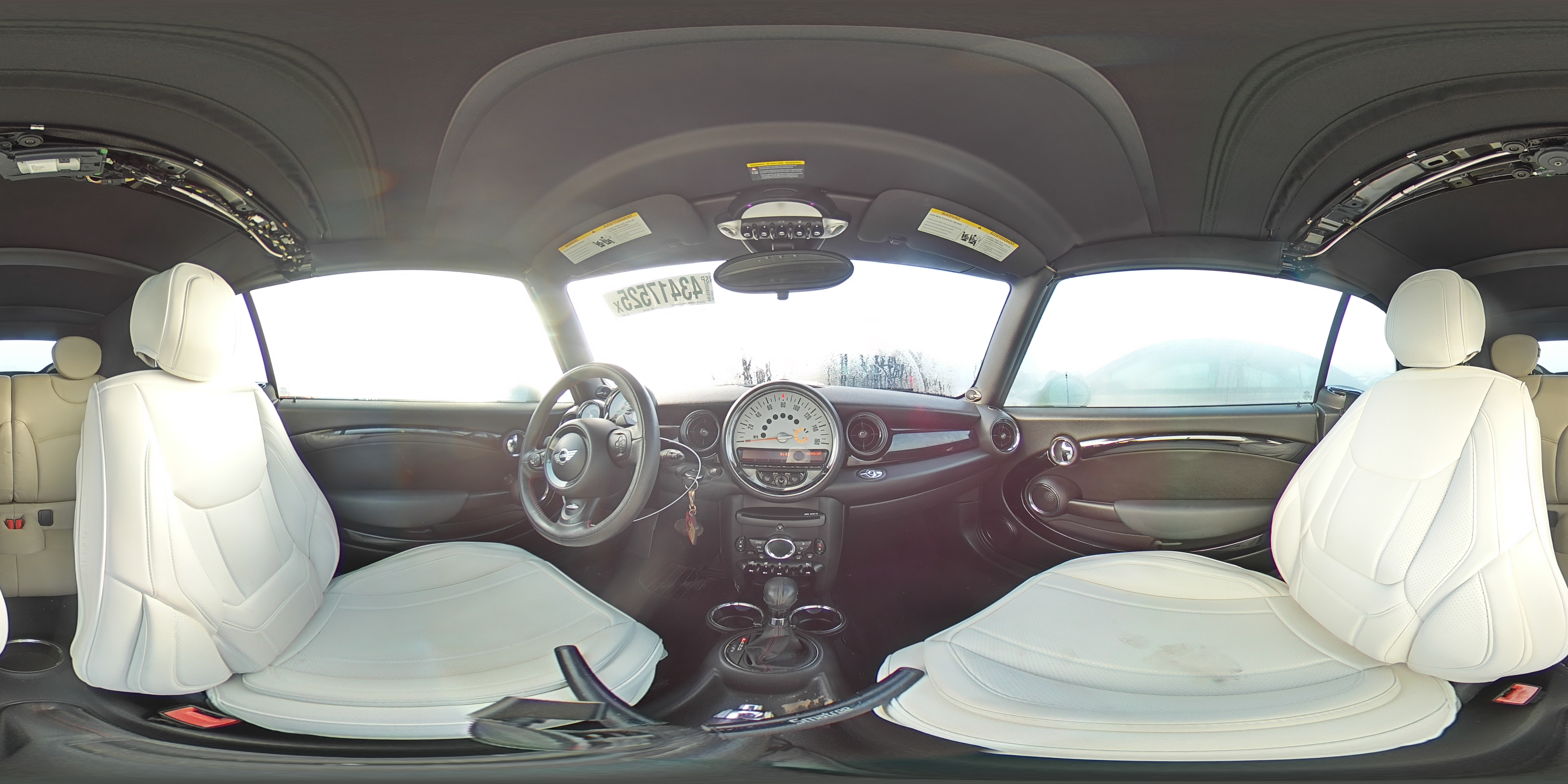 2014 MINI Cooper - Image 11