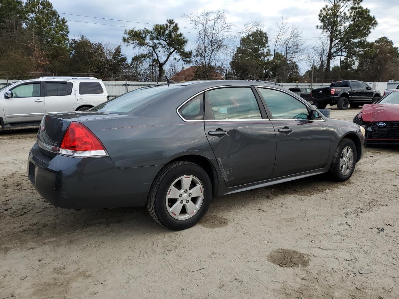 2010 Chevrolet Impala - Image 3