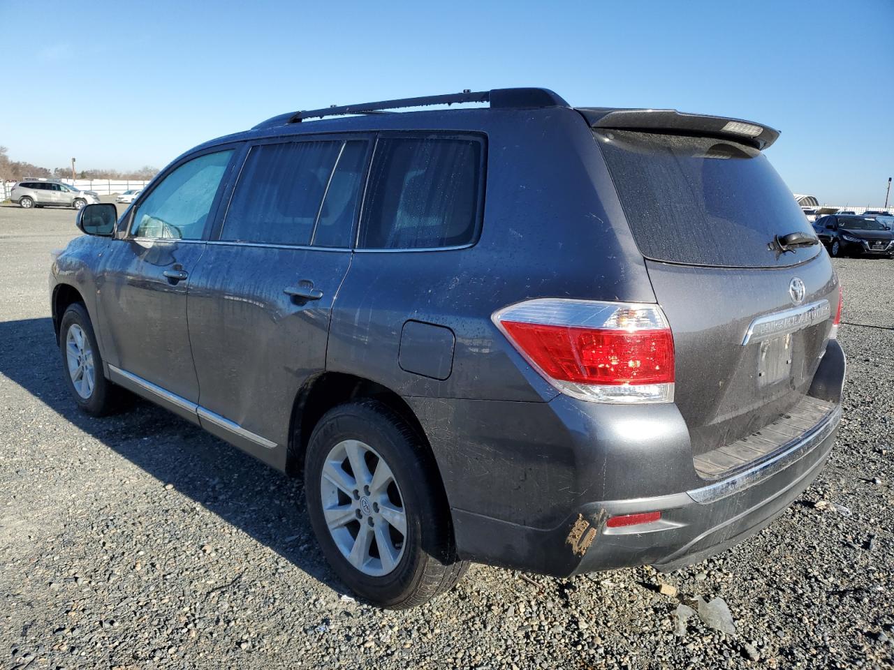 2012 Toyota Highlander - Image 2
