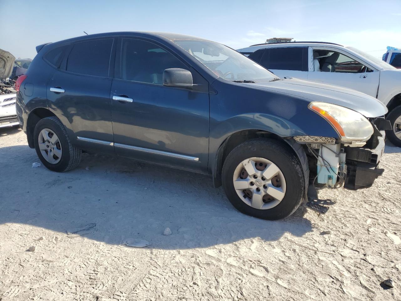 2013 Nissan Rogue - Image 4