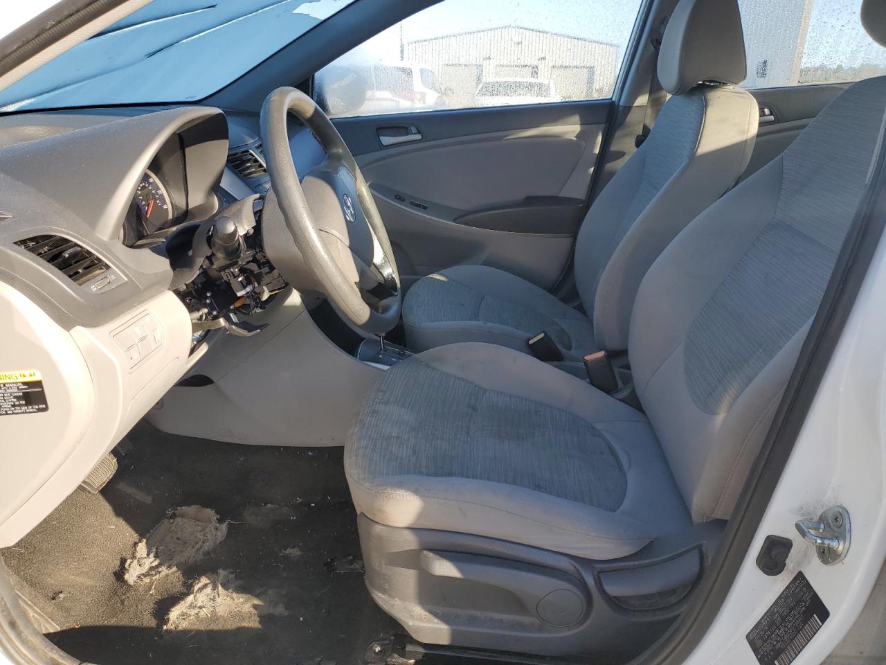 2015 Hyundai Accent - Image 7