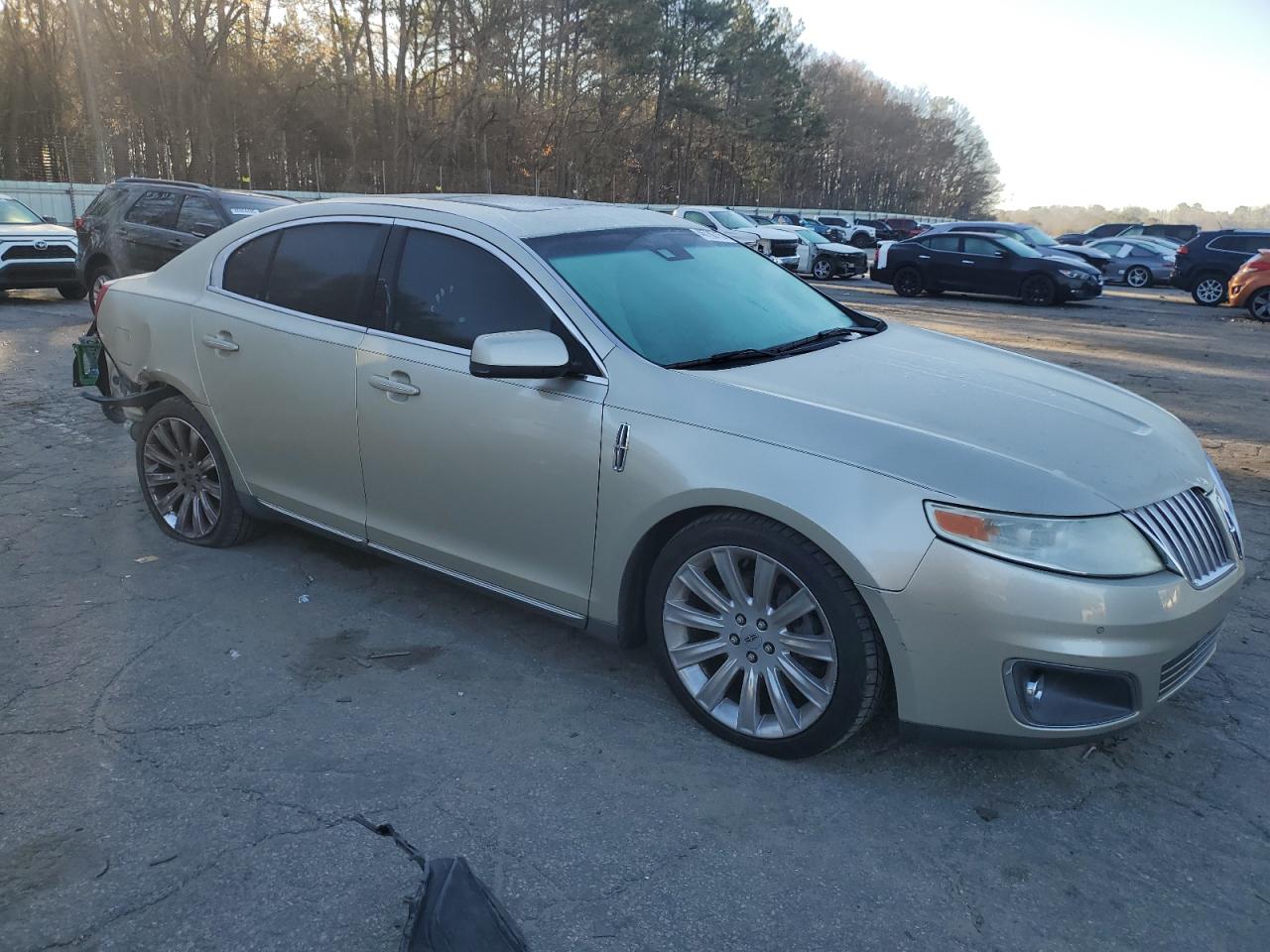 2011 Lincoln MKS - Image 4