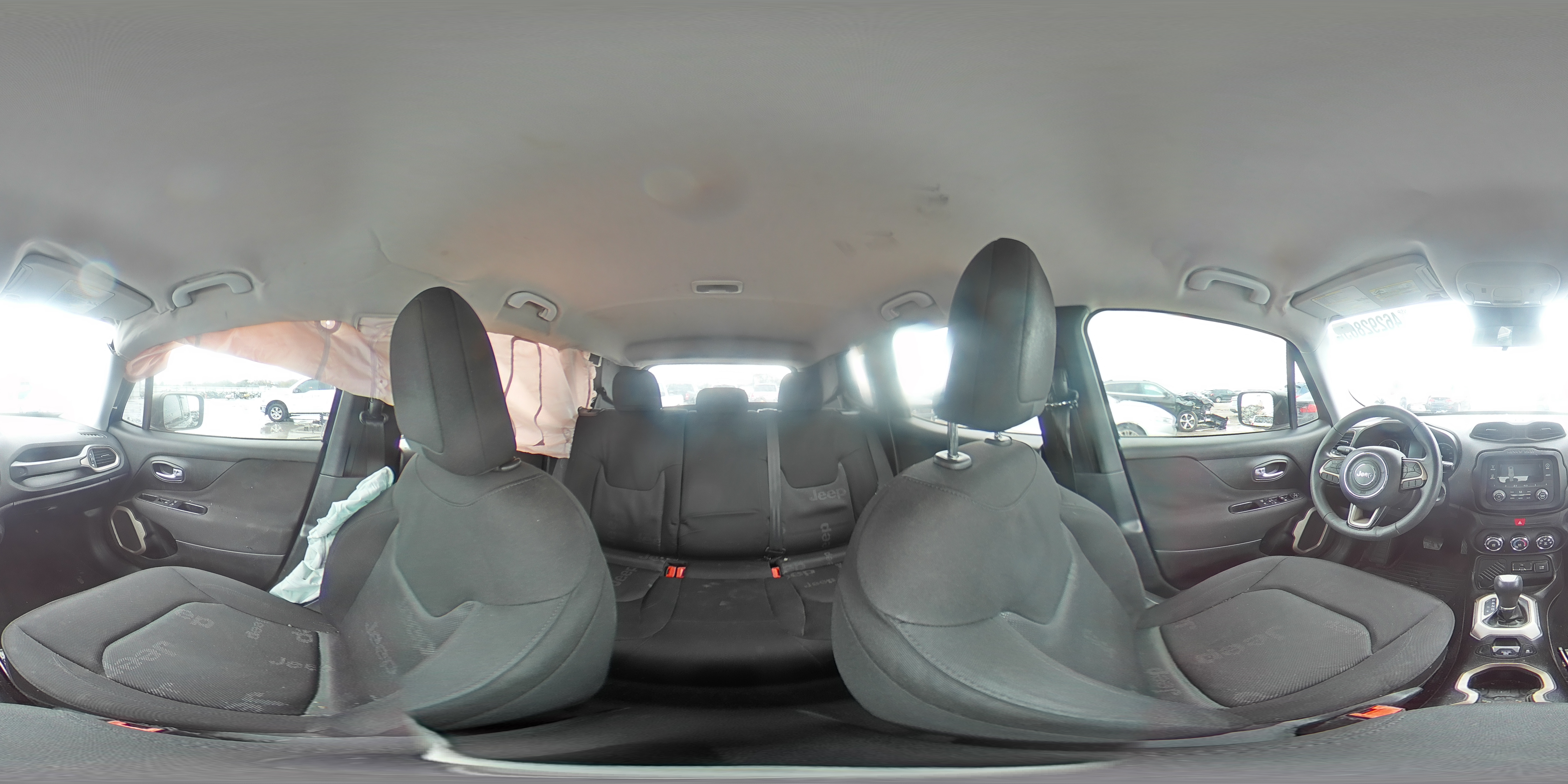 2017 Jeep Renegade - Image 15
