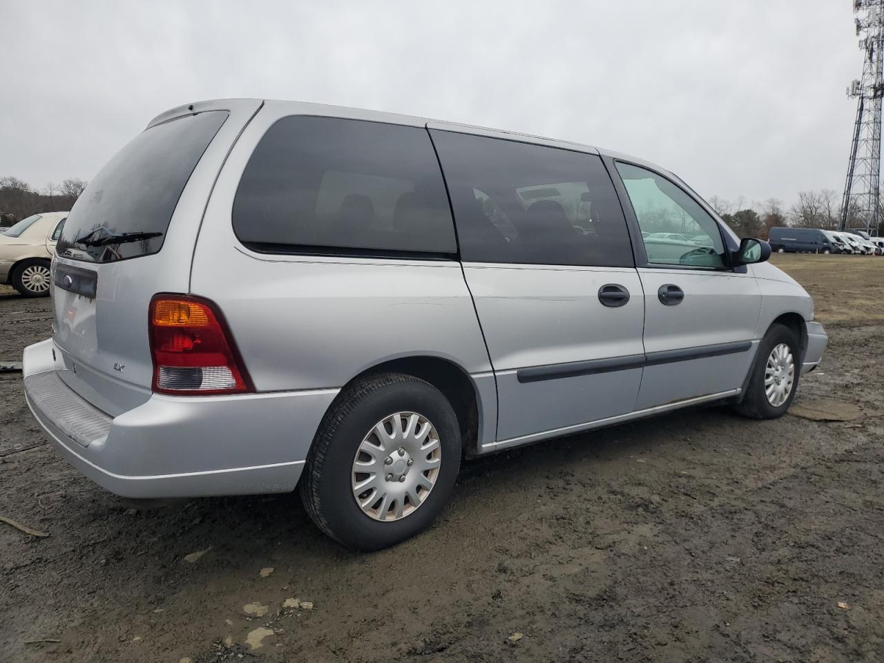 2003 Ford Windstar - Image 3
