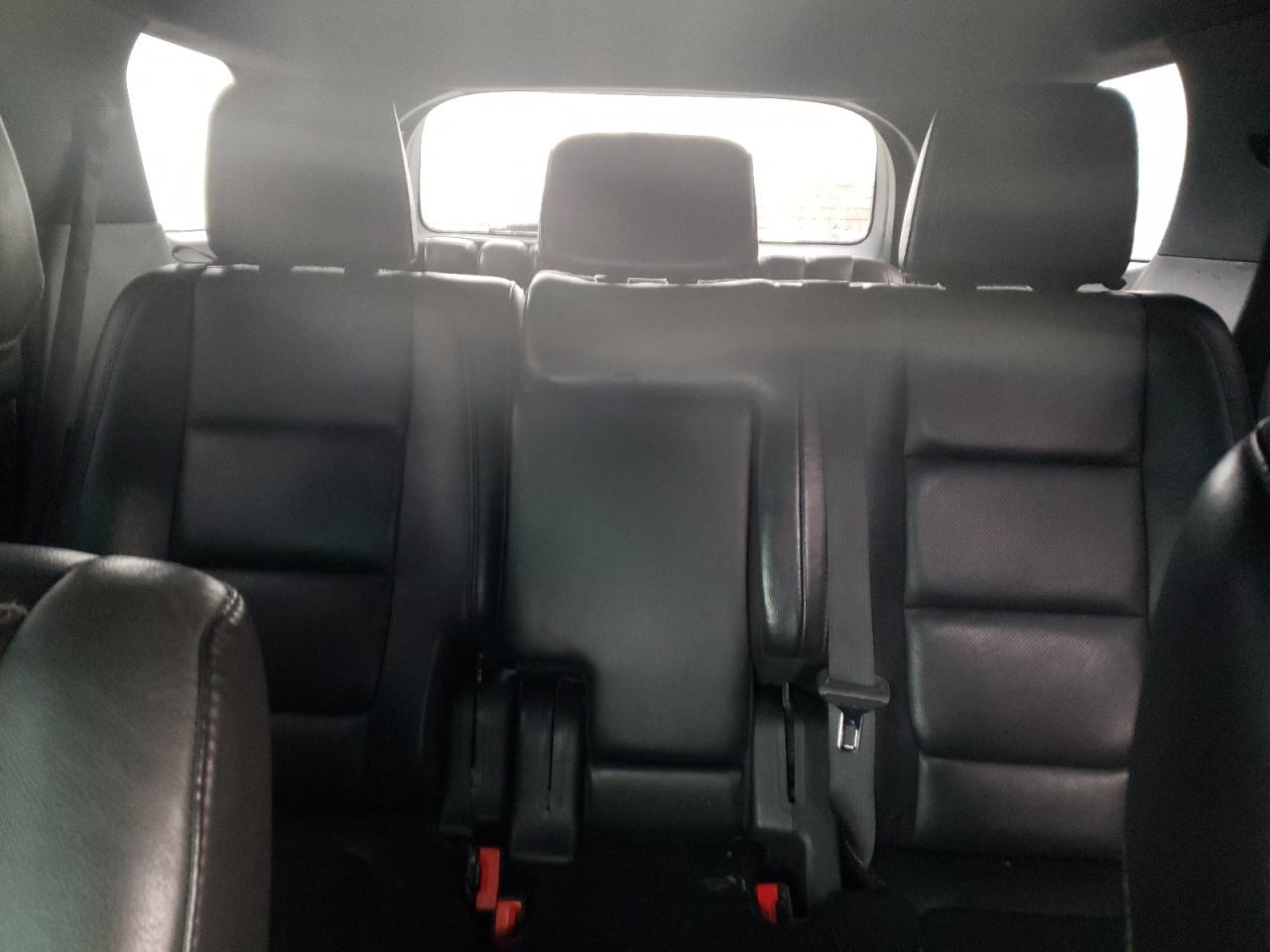 2015 Ford Explorer - Image 10