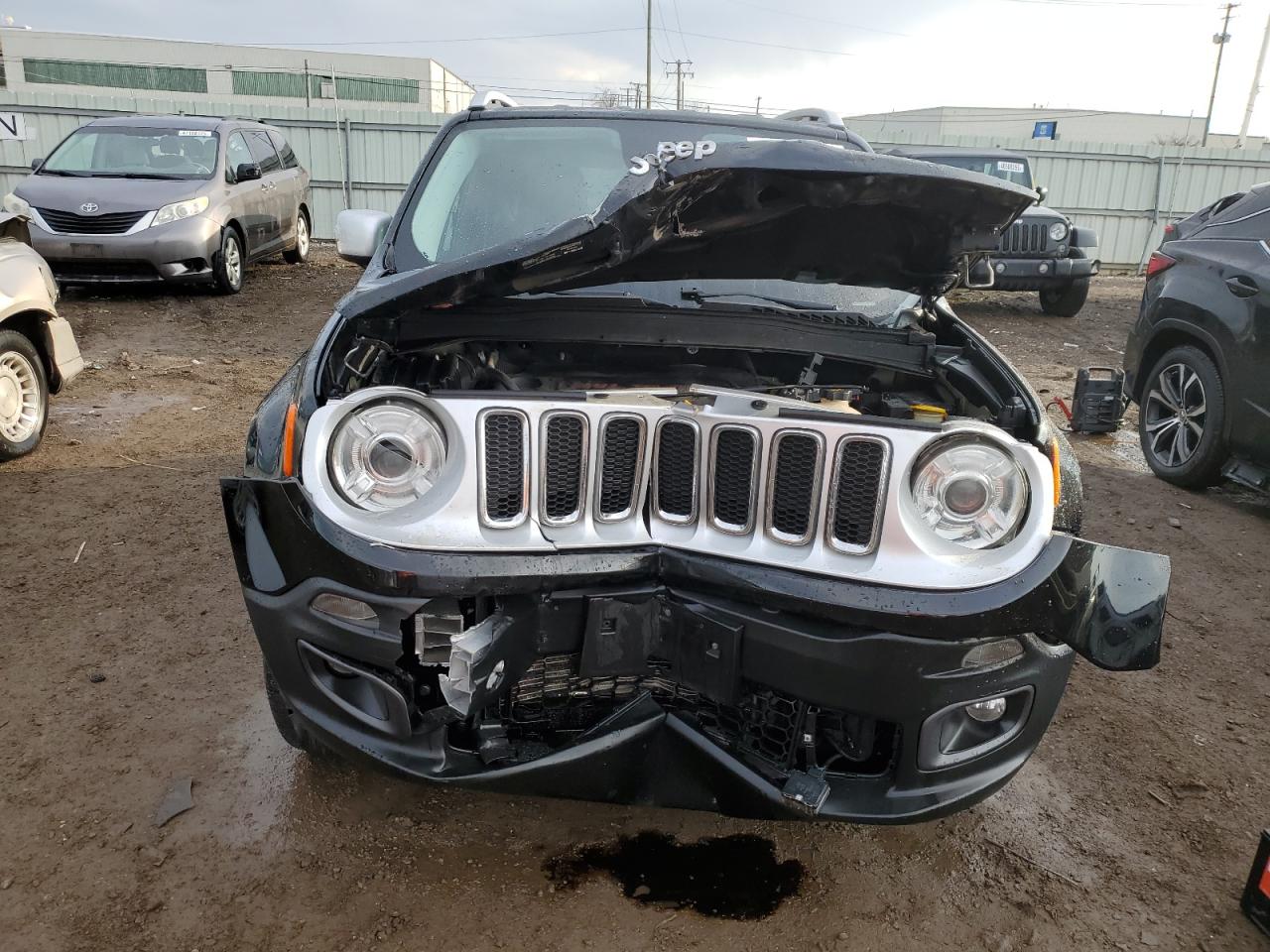 2017 Jeep Renegade - Image 5