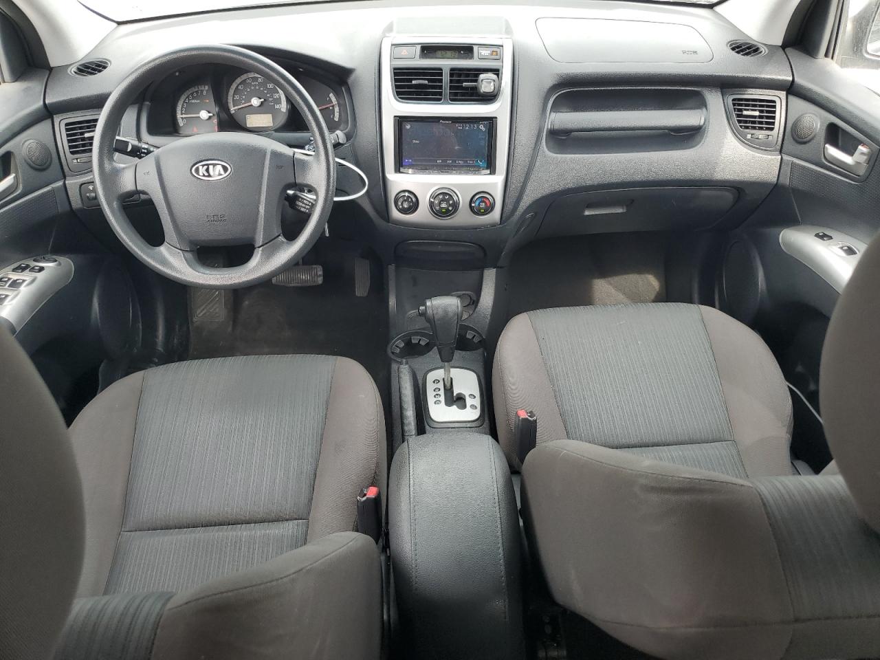2010 Kia Sportage - Image 8