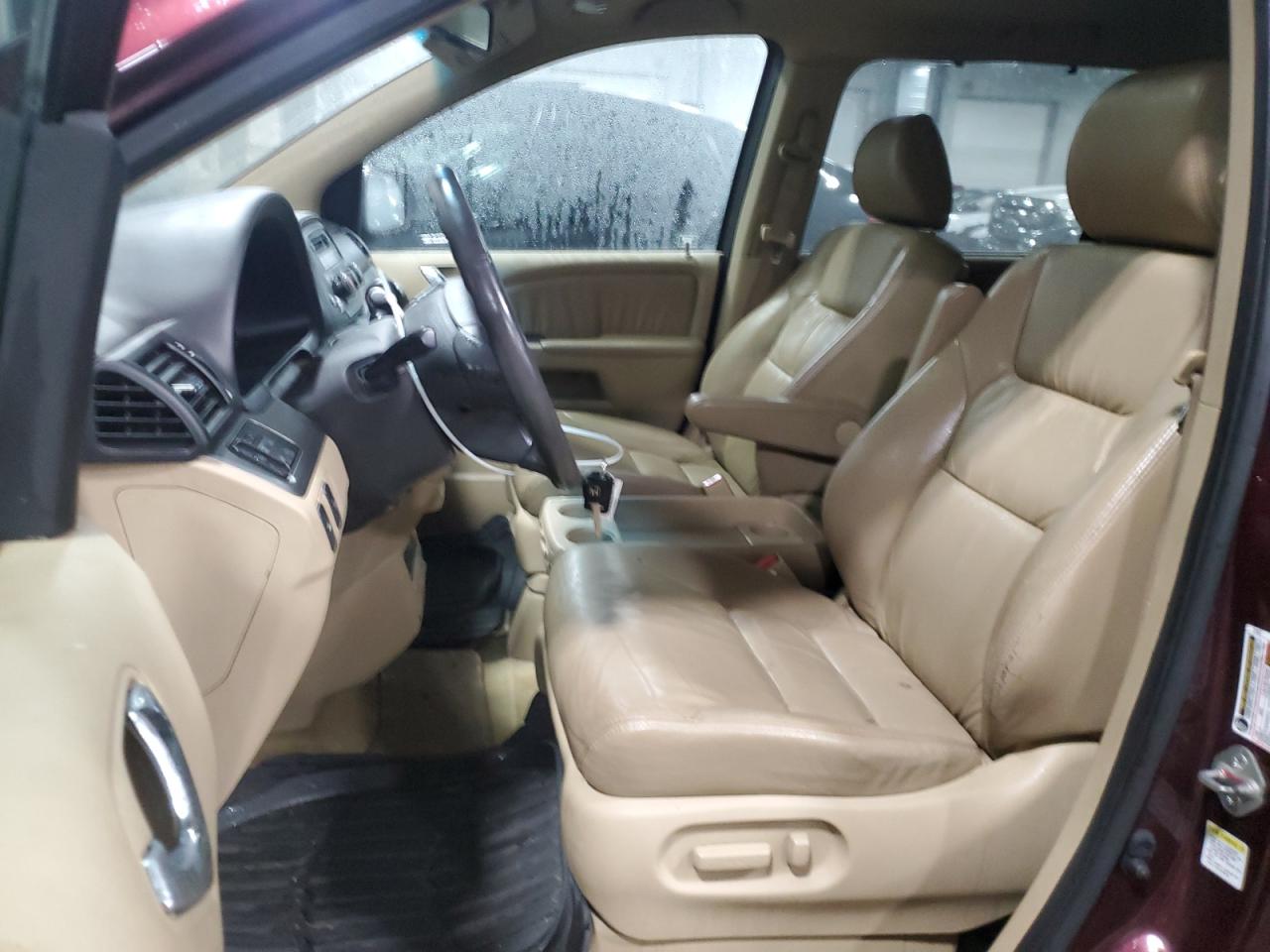 2010 Honda Odyssey - Image 7