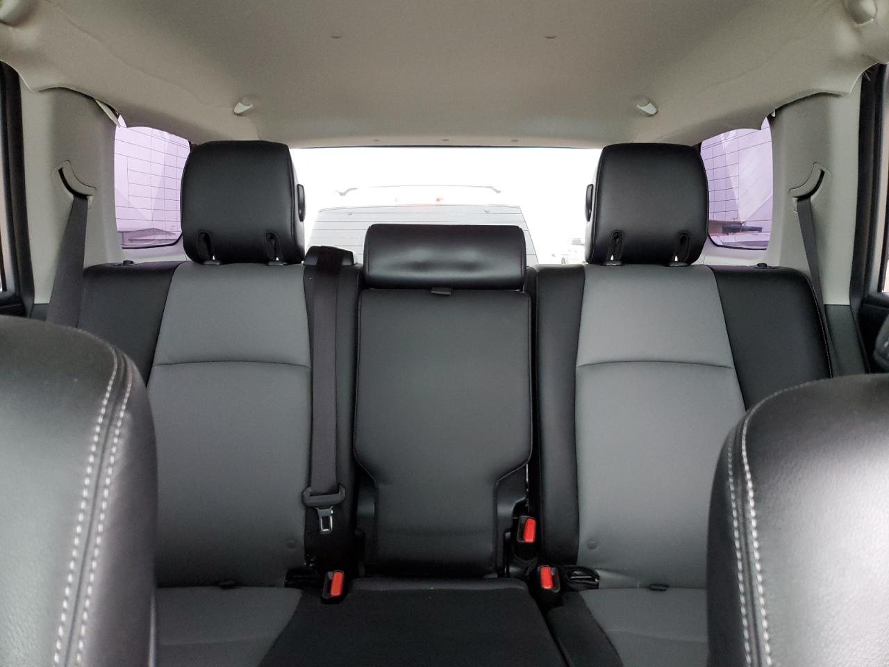 2018 Toyota 4Runner - Image 10