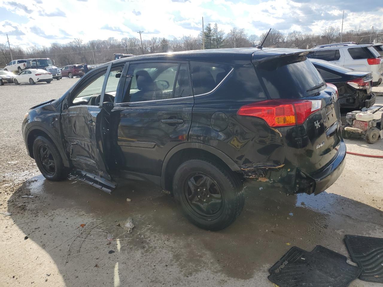 2015 Toyota RAV 4 - Image 2