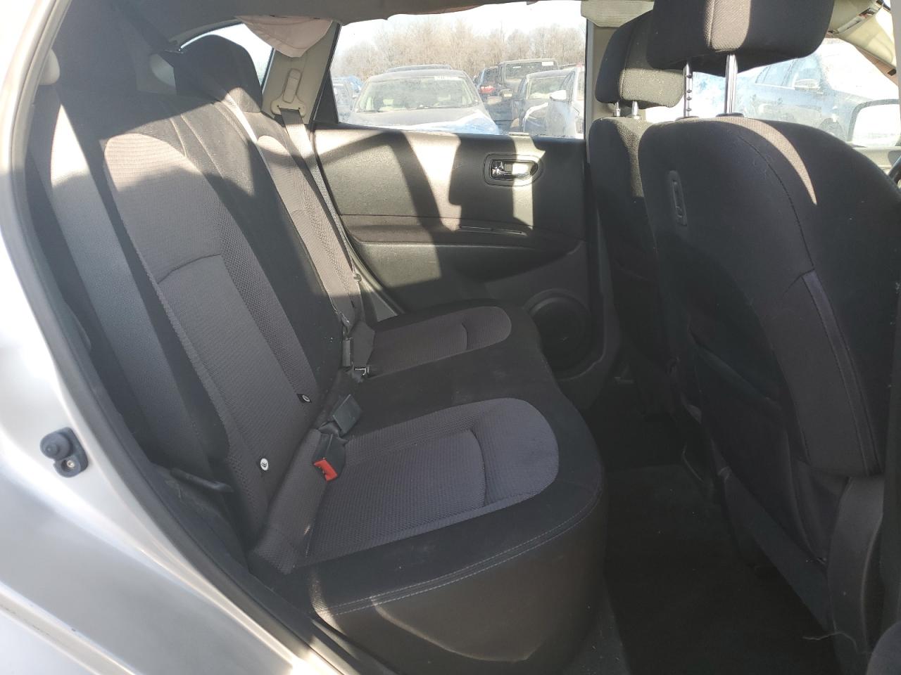 2012 Nissan Rogue - Image 11
