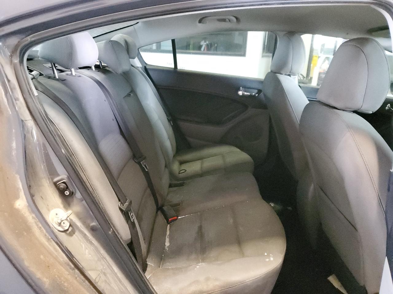 2014 Kia Forte - Image 10