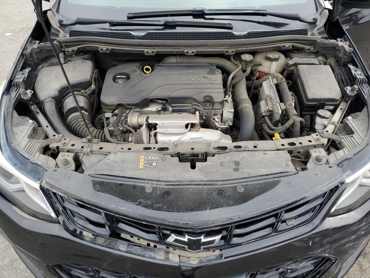 2018 Chevrolet Cruze - Image 11
