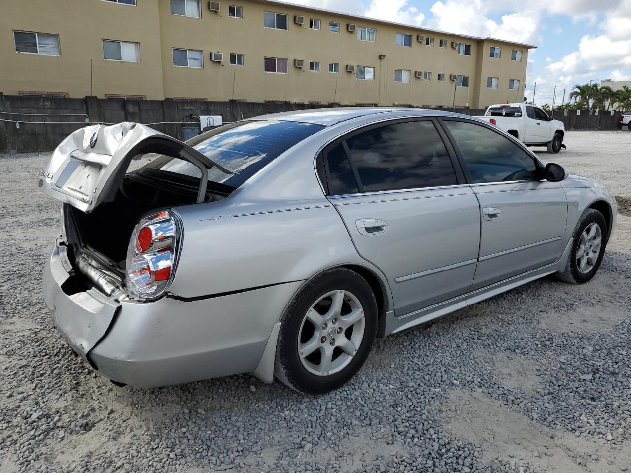 2006 Nissan Altima - Image 3