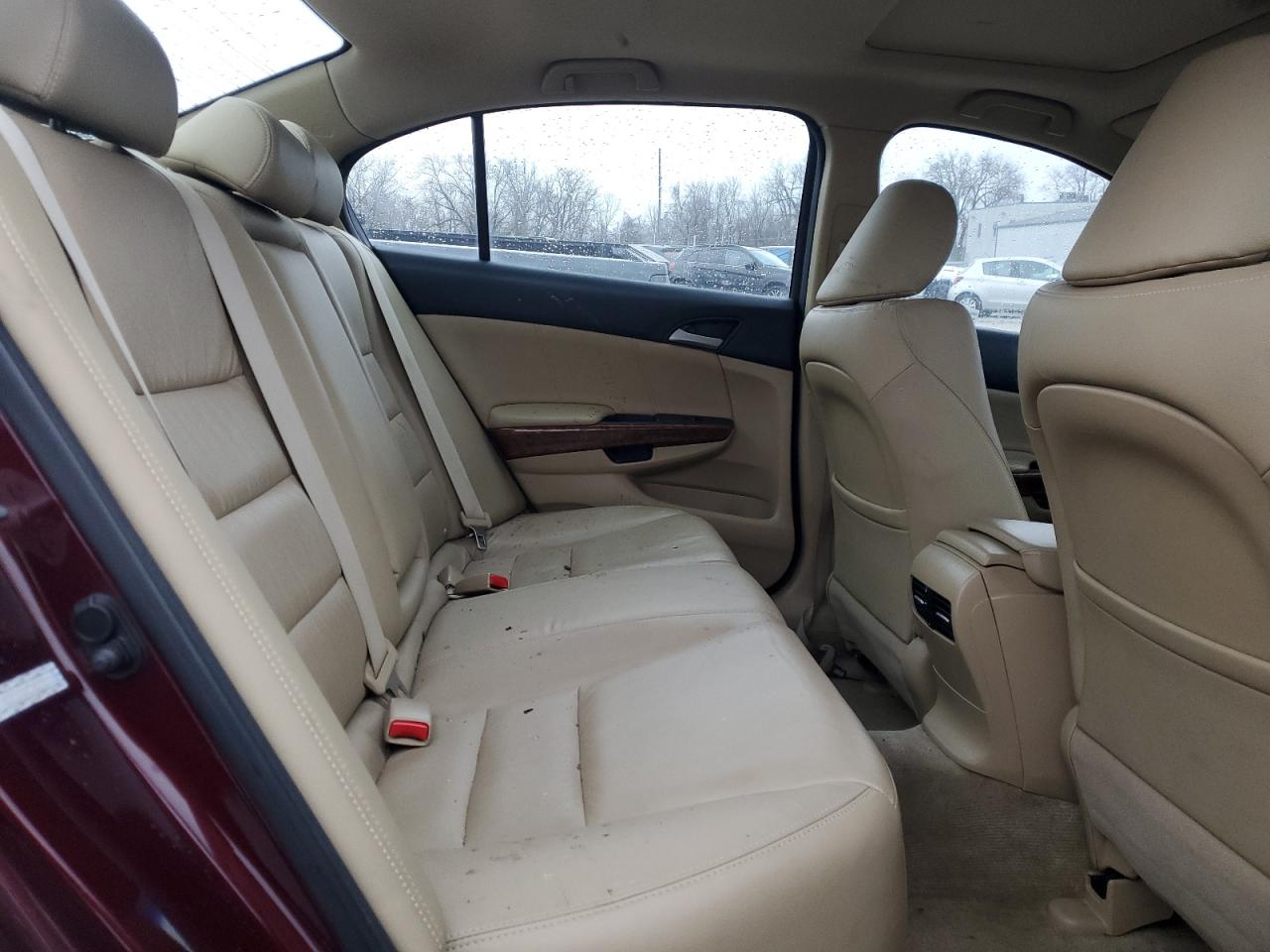 2012 Honda Accord - Image 11
