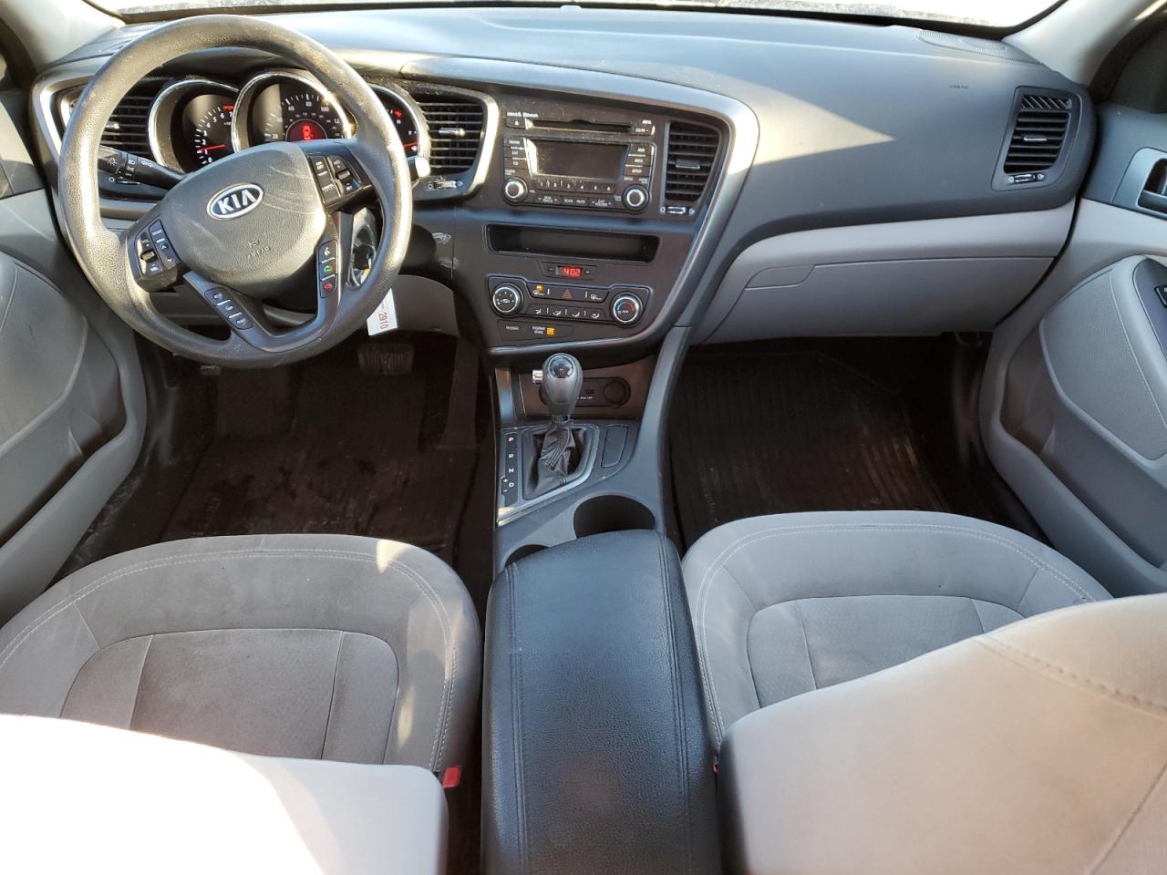 2011 Kia Optima - Image 8