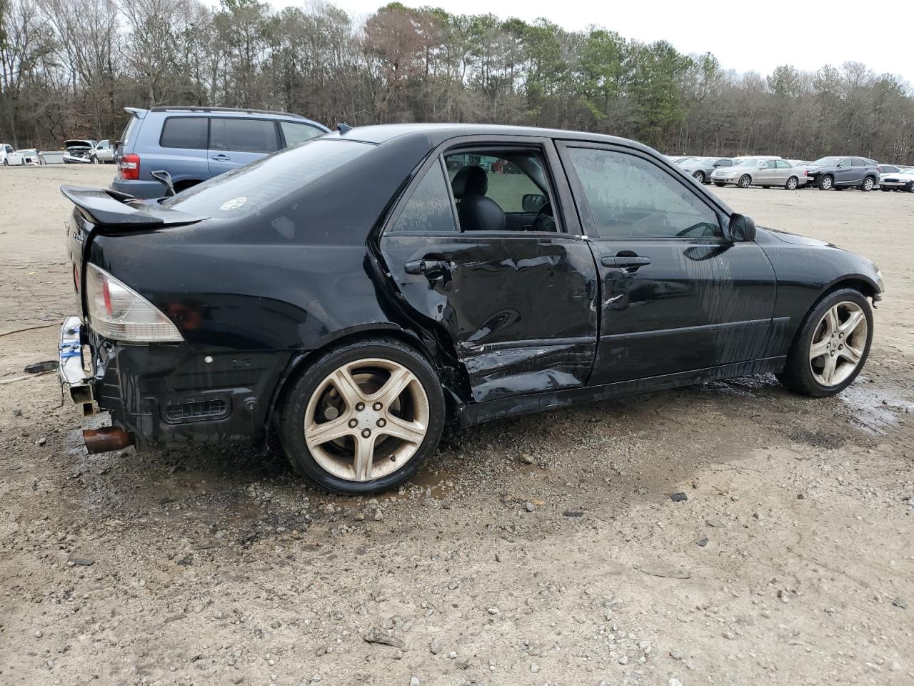 2001 Lexus IS - Image 3