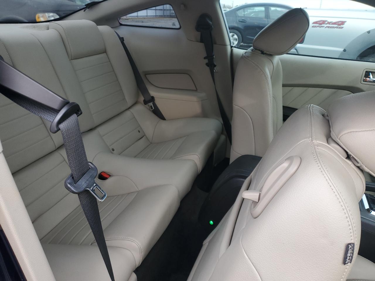 2010 Ford Mustang - Image 10