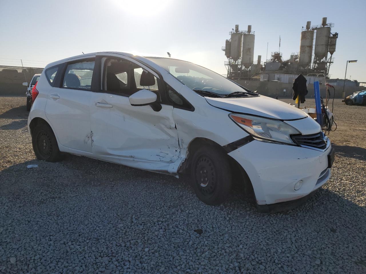 2015 Nissan Versa - Image 4