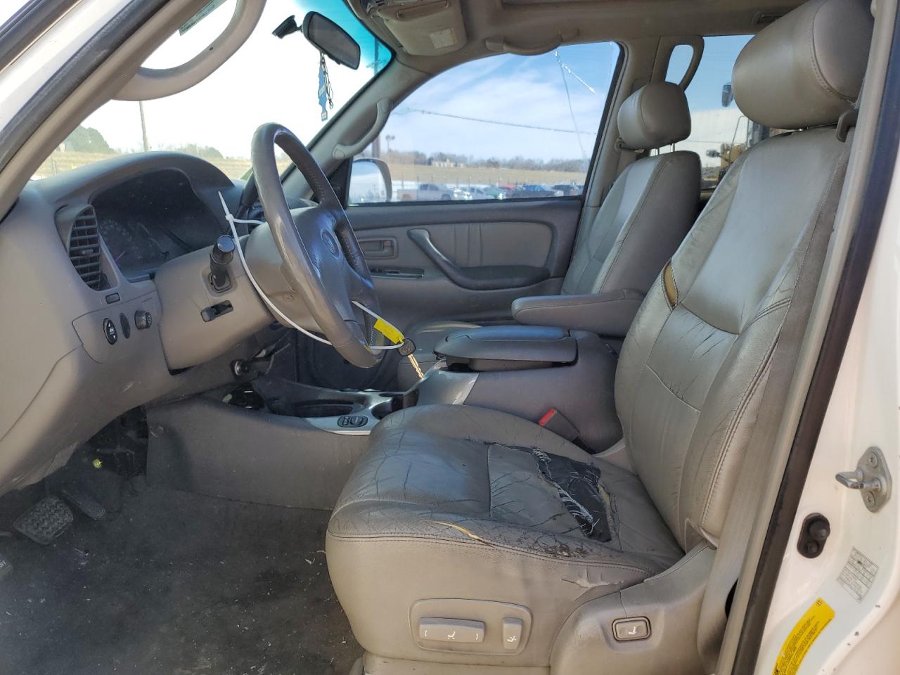 2002 Toyota Sequoia - Image 7