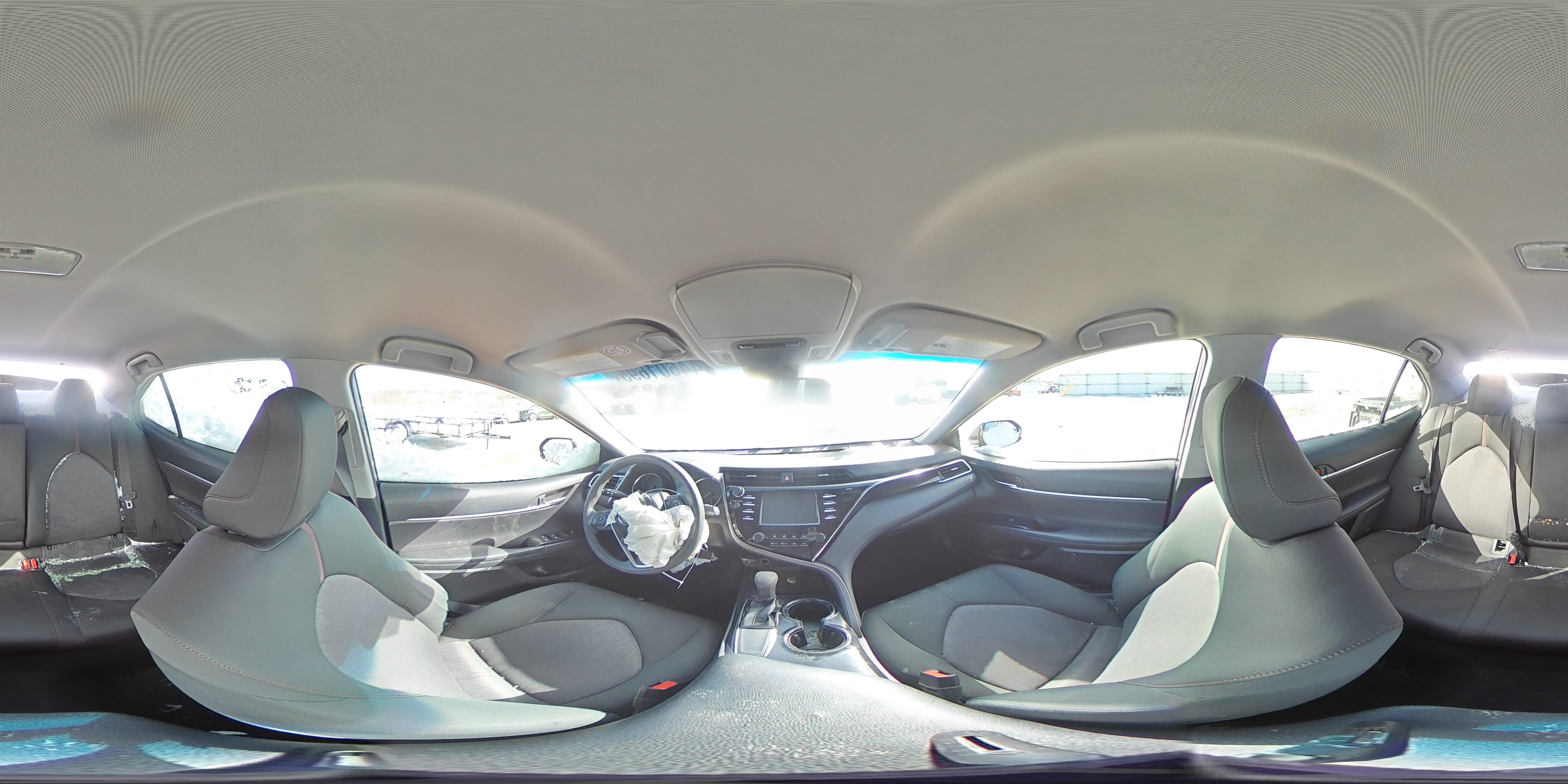 2018 Toyota Camry - Image 13