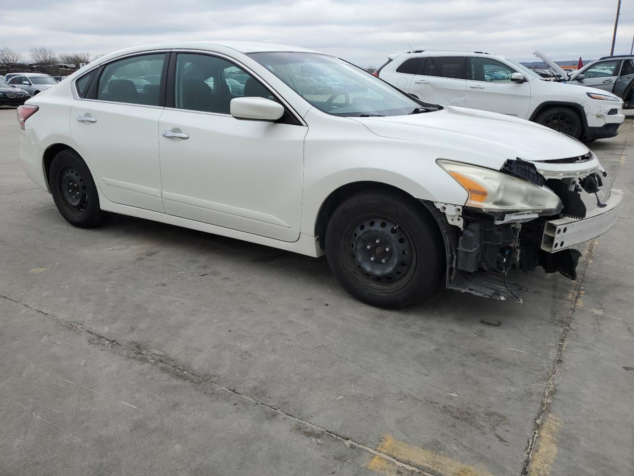 2014 Nissan Altima - Image 4