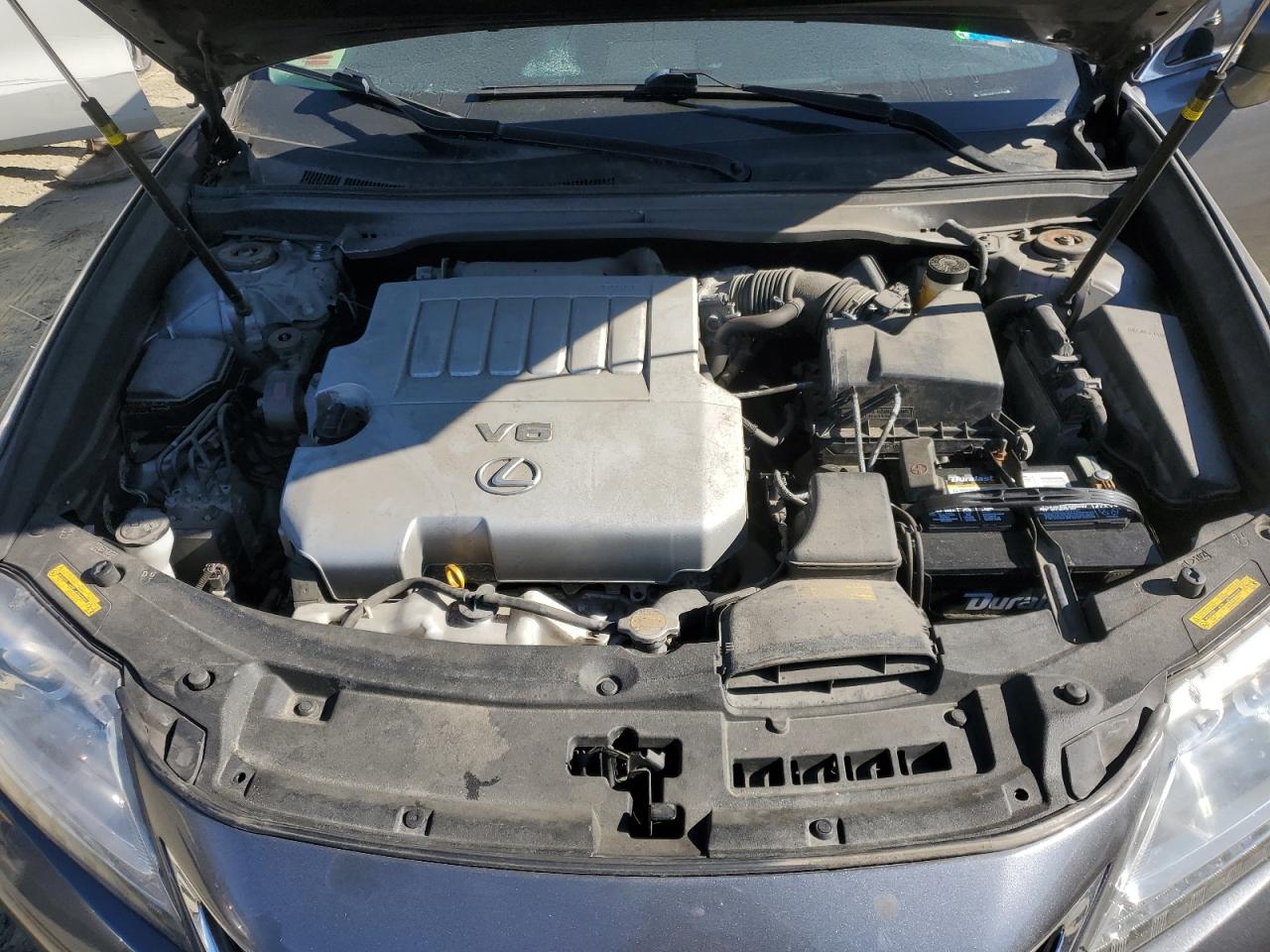 2015 Lexus ES - Image 11