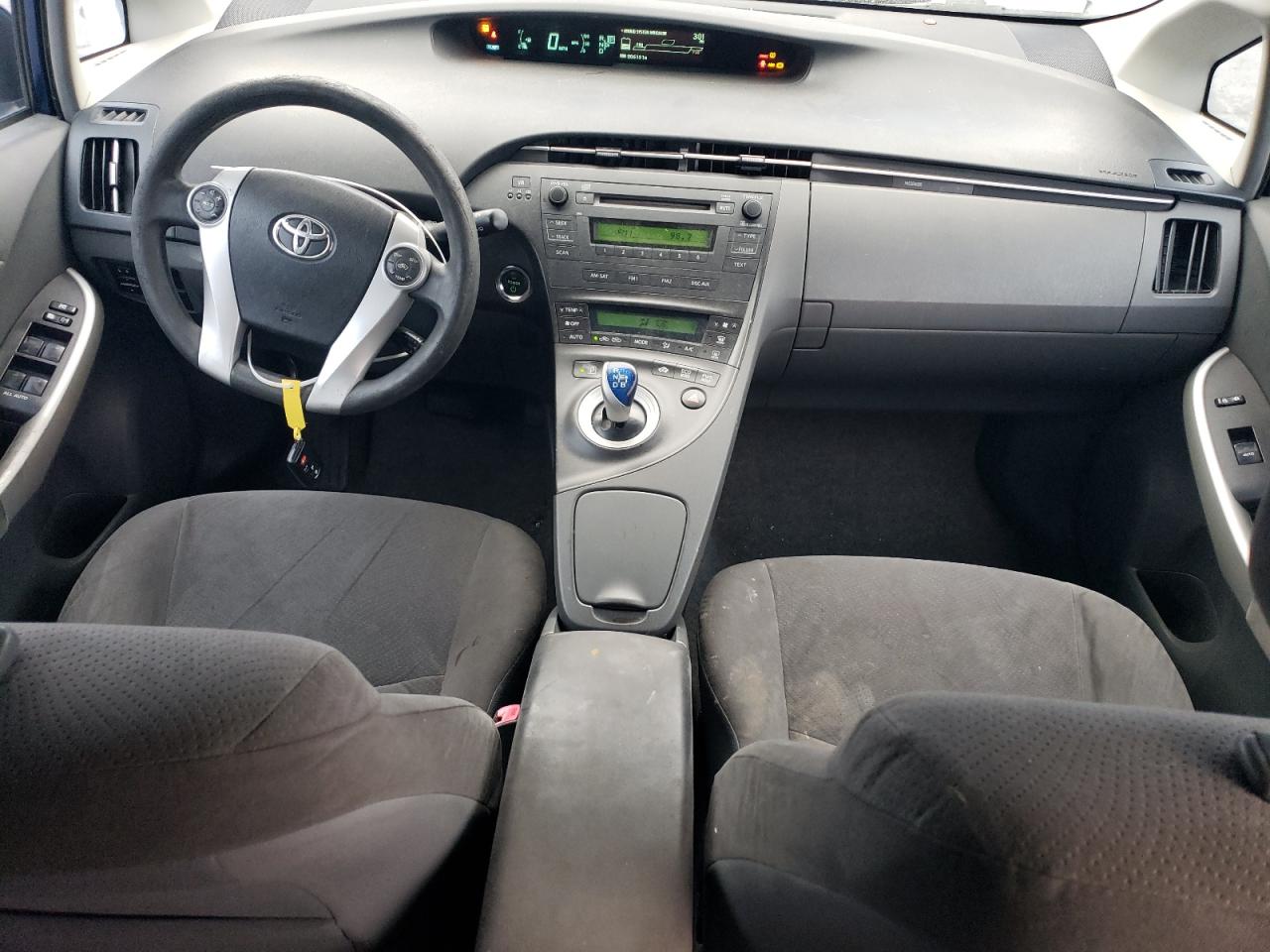 2010 Toyota Prius - Image 8
