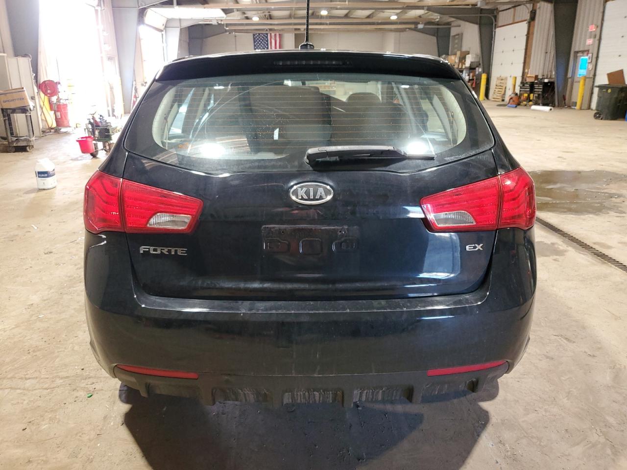 2011 Kia Forte - Image 6