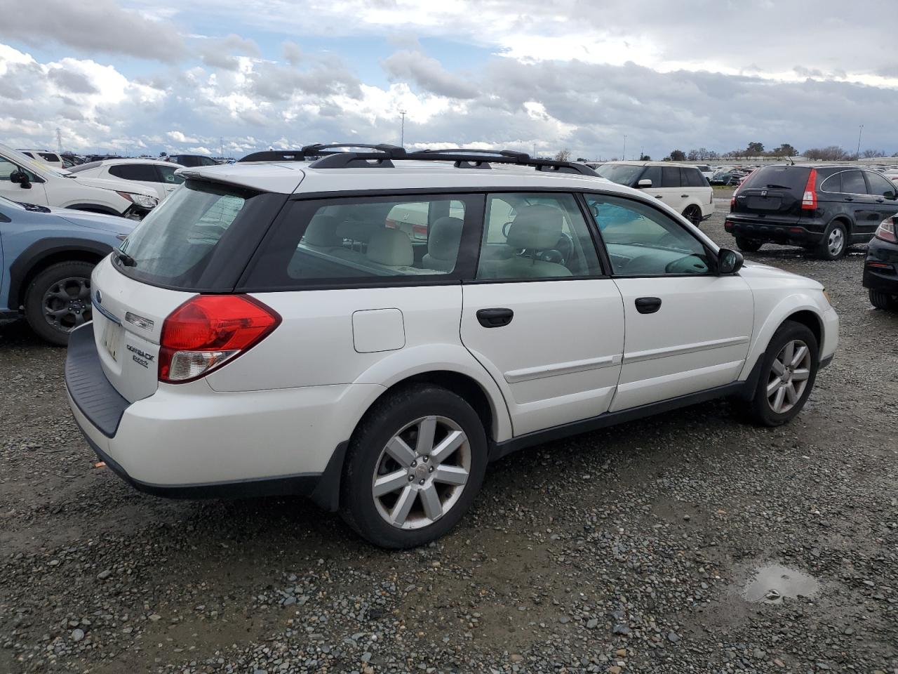 2009 Subaru Outback - Image 3