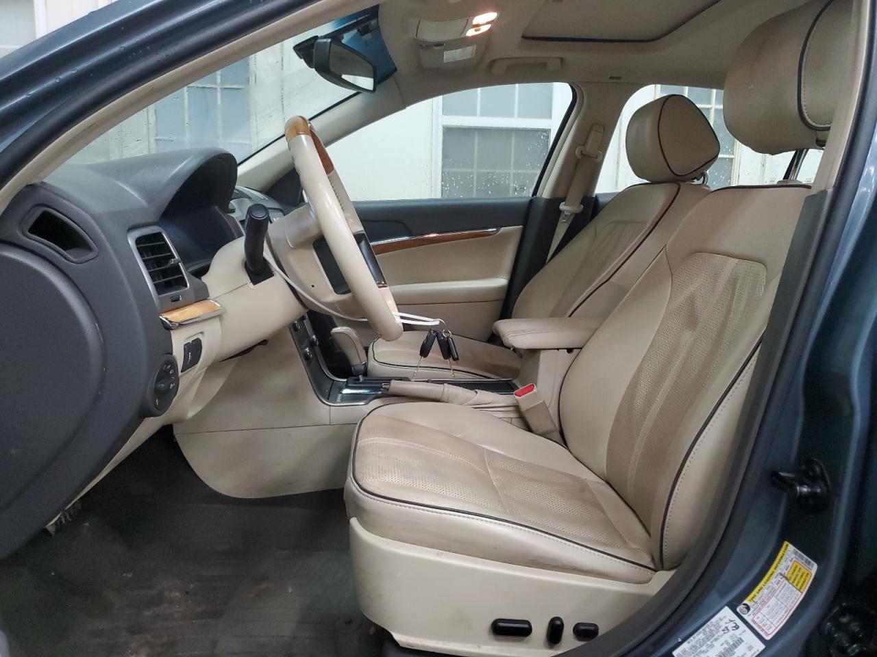 2012 Lincoln MKZ - Image 7
