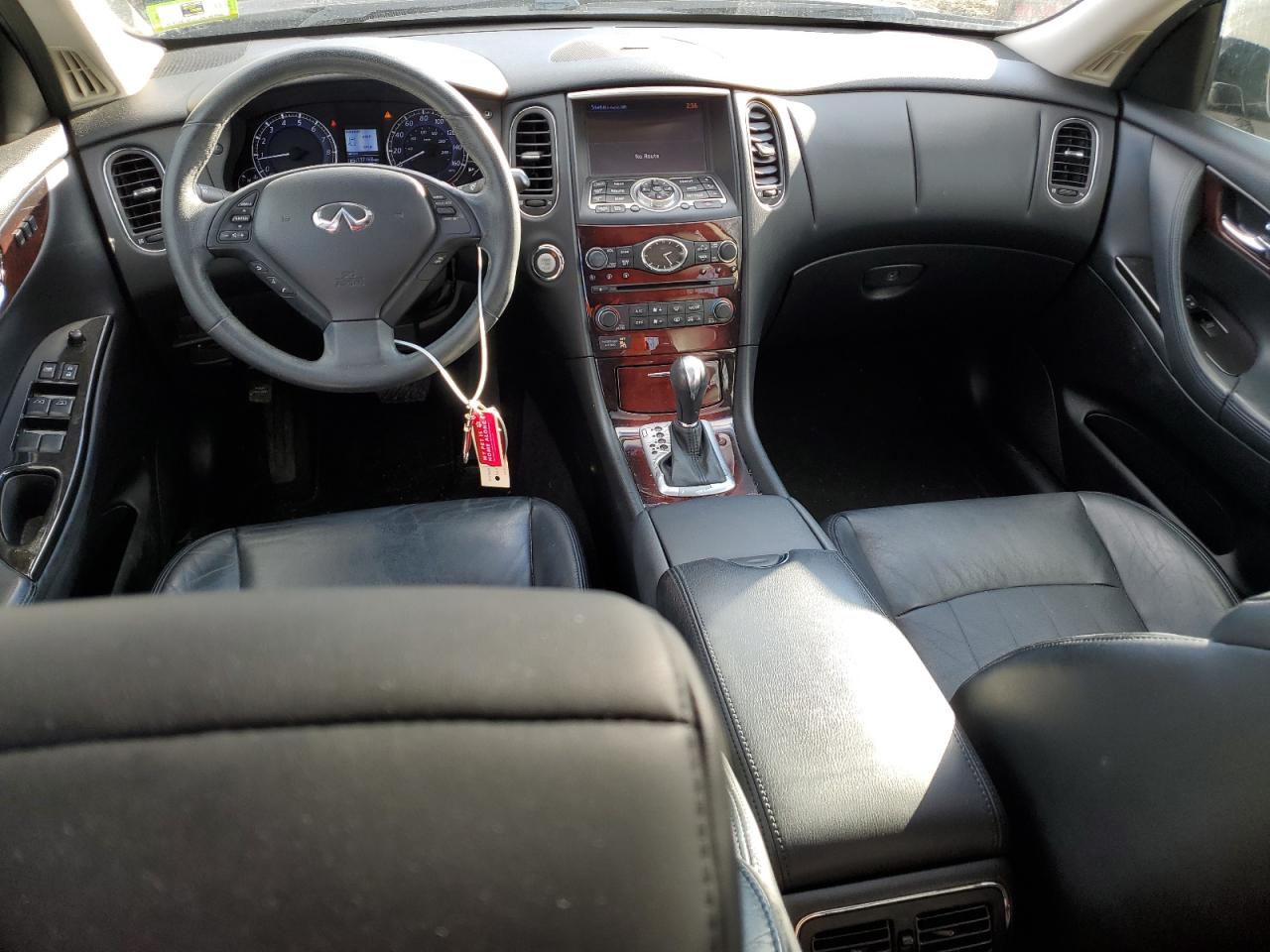 2016 Infiniti QX50 - Image 8