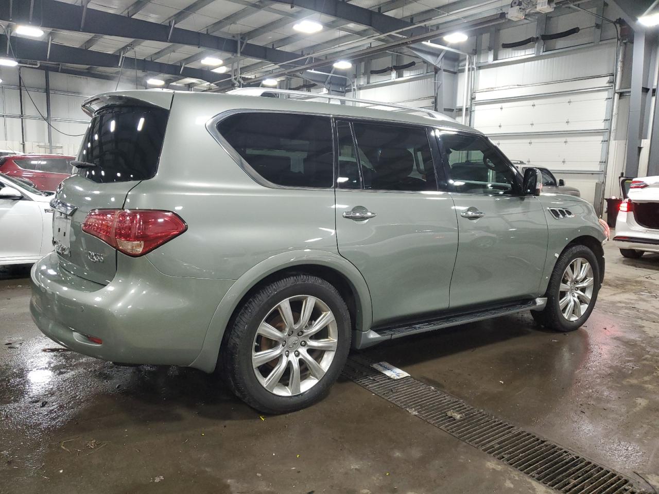 2011 Infiniti QX56 - Image 3
