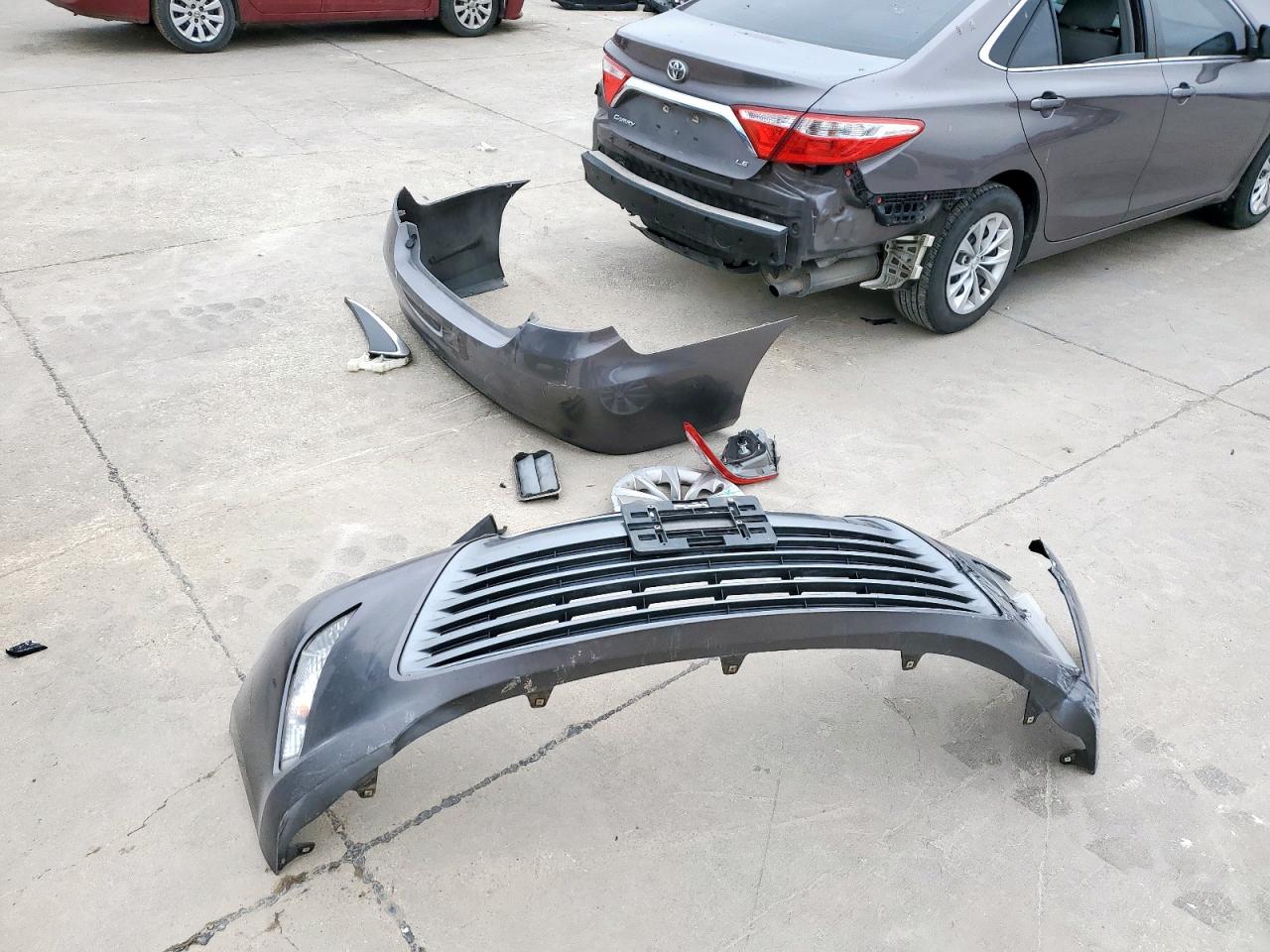 2017 Toyota Camry - Image 12