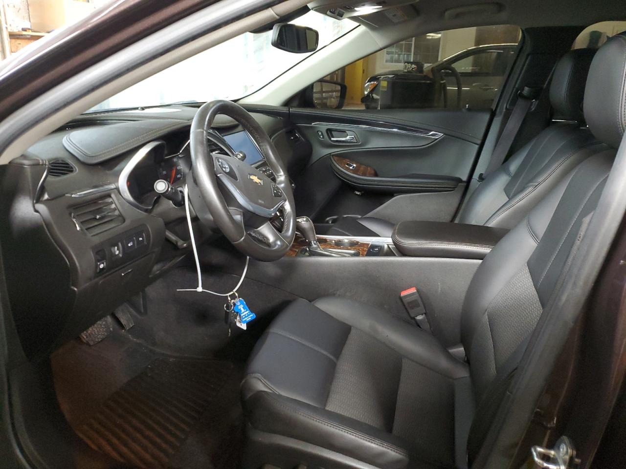 2015 Chevrolet Impala - Image 7